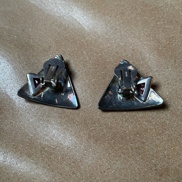 Vintage sterling silver clip on purple rhinestone - Picture 3 of 6